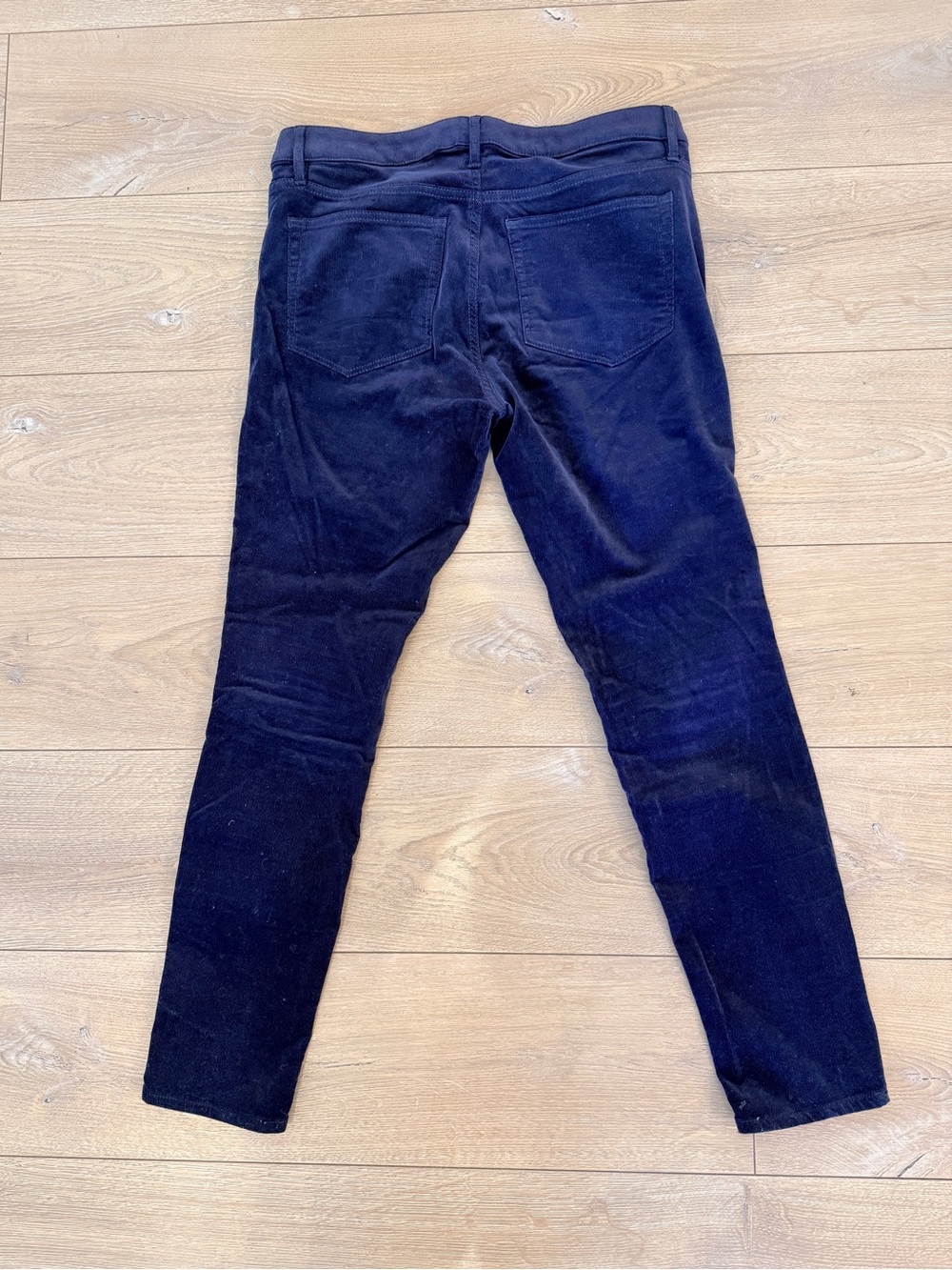 LOFT Dark Navy Soft Corduroy Mid Rise Curvy Skinny 5-Pocket Pants Size 28/6 - Picture 3 of 8